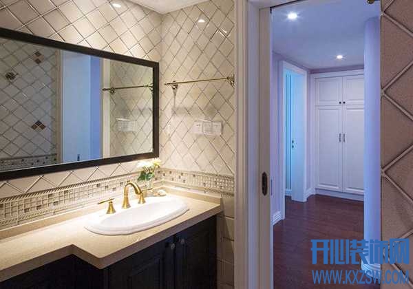 卫生间潮气大，卫浴柜上的镜子会受到影响吗？日常生活中卫浴镜要如何保养？